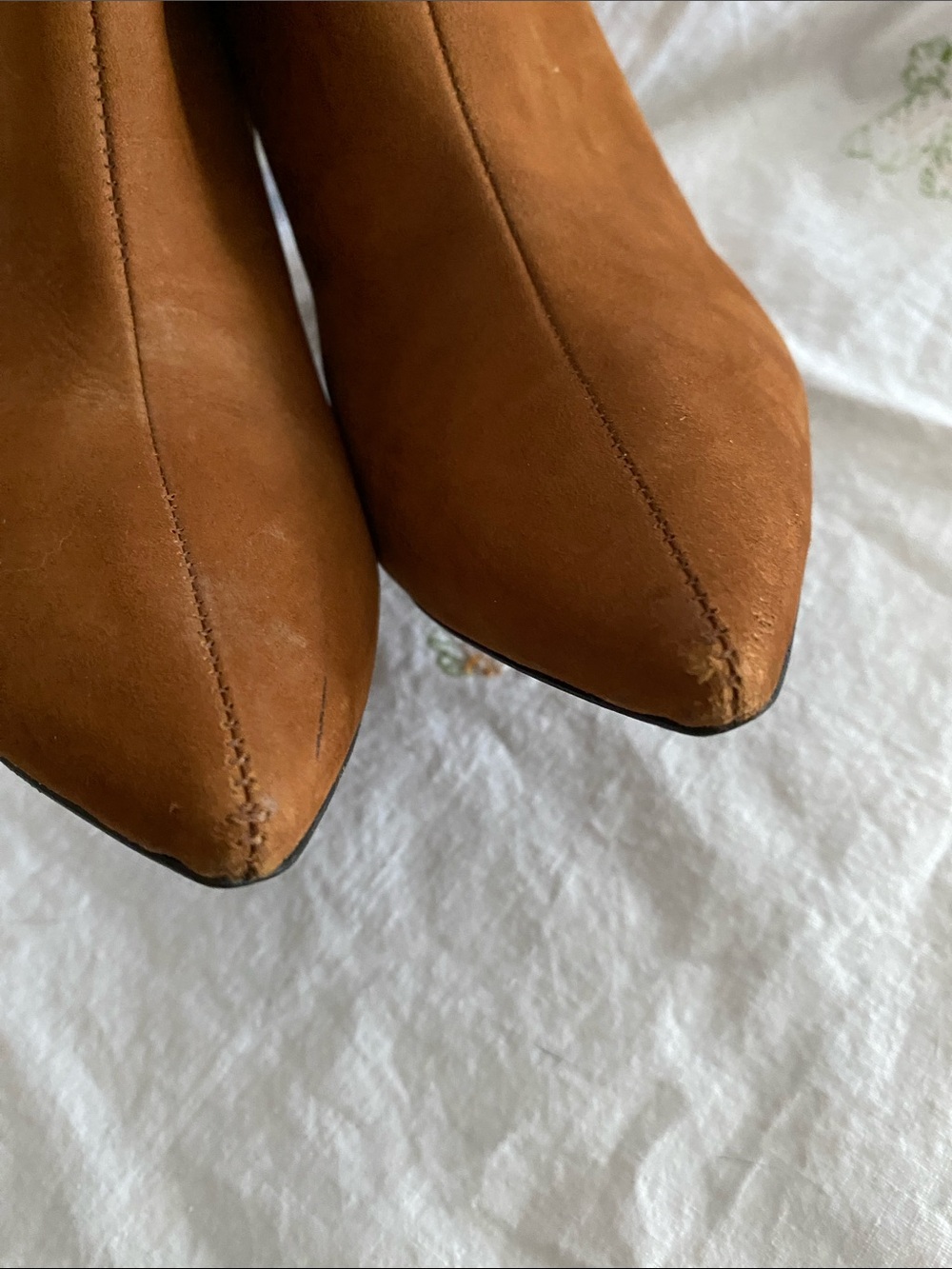 L’intervalle size 8  Suede Pointed Toe Ankle Boots in Chestnut - Picture 6 of 11